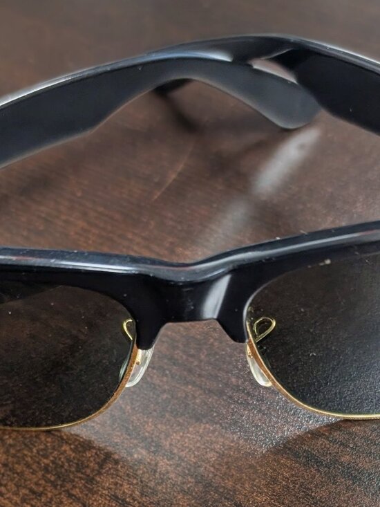 Vintage 1980\'s - 90\'s Ray Ban sunglasses main image 5